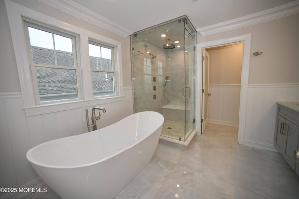 Bathroom, Free Standing Baths, Glass Shower, Interior, Recessed Lighting