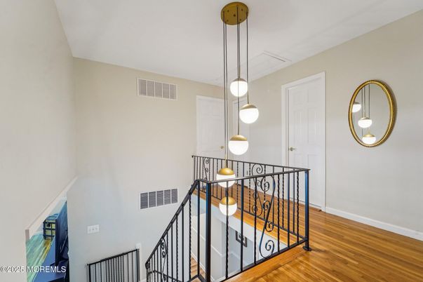Interior, Pendant Lights, Wood Texture Flooring