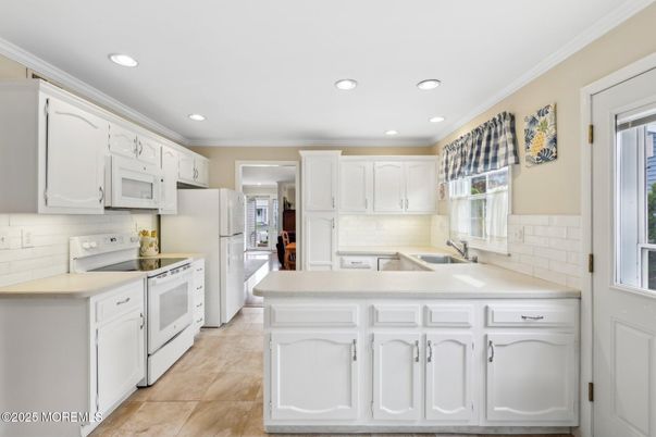 Interior, Kitchen, Recessed Lighting