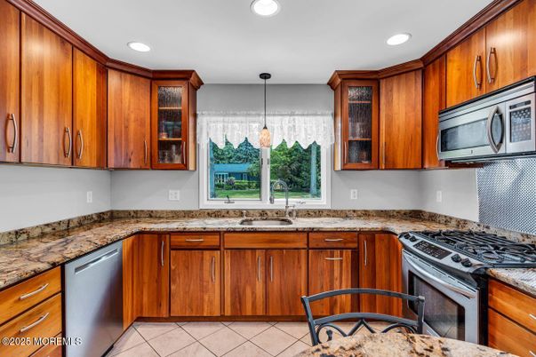 Interior, Kitchen, Pendant Lights, Recessed Lighting