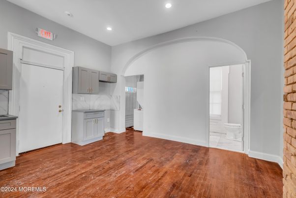 Bathroom, Interior, Kitchen, Marble Walls, Recessed Lighting, Wood Texture Flooring