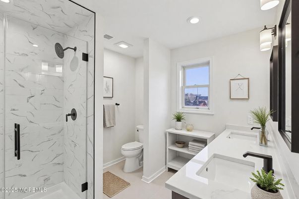 Bathroom, Interior, Marble Walls, Recessed Lighting