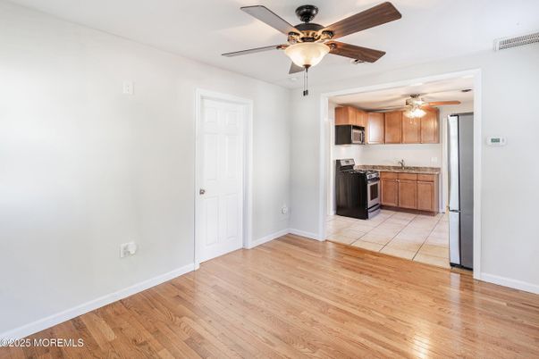 Empty room, Interior, Kitchen, Wood Texture Flooring