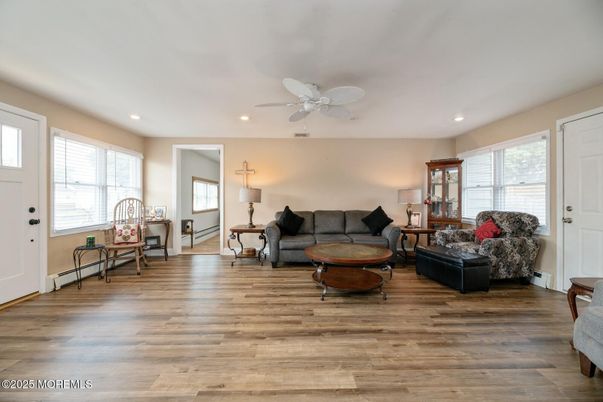 Interior, Living room, Recessed Lighting, Wood Texture Flooring