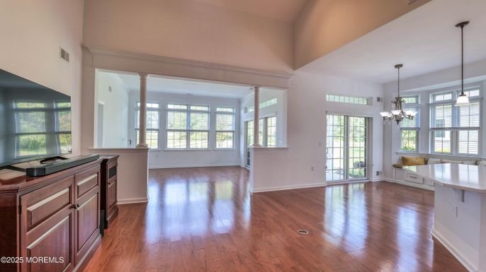 Chandelier, Empty room, Interior, Pendant Lights, Wood Texture Flooring
