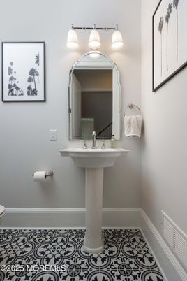 Bathroom, Interior