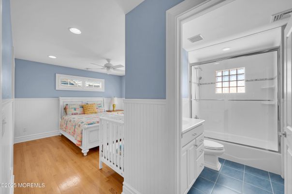 Bathroom, Bedroom, Interior, Recessed Lighting, Wood Texture Flooring