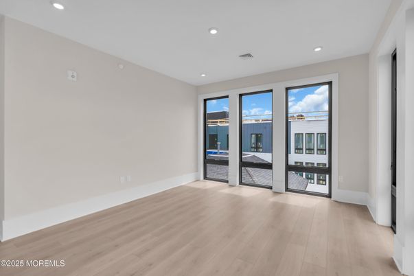 Empty room, Interior, Recessed Lighting, Wood Texture Flooring
