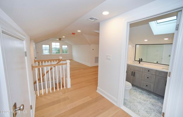 Bathroom, Interior, Recessed Lighting, Wood Texture Flooring