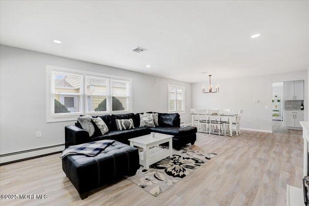Chandelier, Dining room, Interior, Living room, Recessed Lighting, Wood Texture Flooring