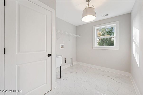 Interior, Marble, Walk-in Closets