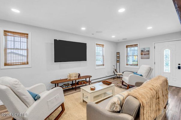Interior, Living room, Recessed Lighting, Wood Texture Flooring