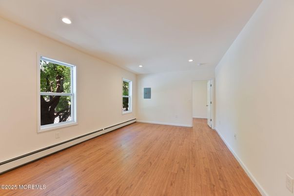 Empty room, Interior, Recessed Lighting, Wood Texture Flooring