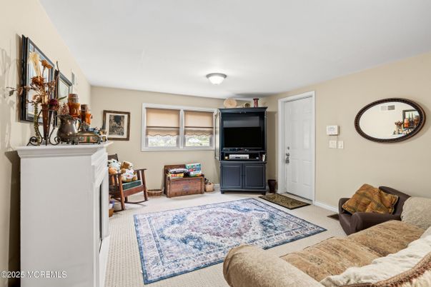 Fireplace, Interior, Living room
