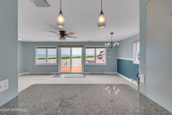 Chandelier, Empty room, Interior, Pendant Lights
