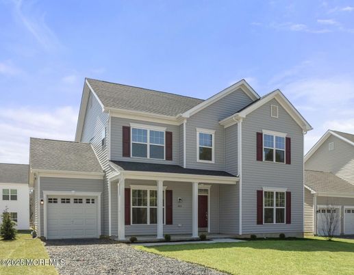 Attached, Exterior, Facade, Farmhouse