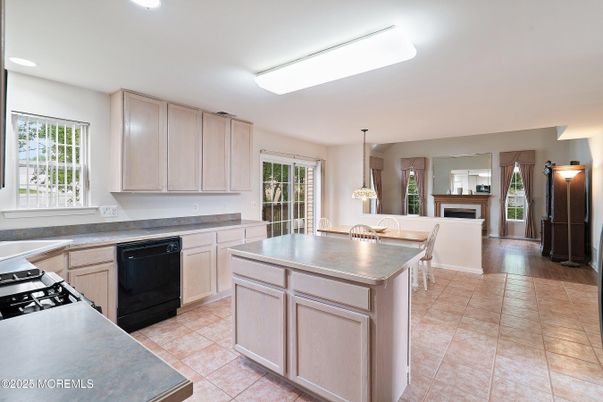 Dining room, Fireplace, Interior, Kitchen, Recessed Lighting