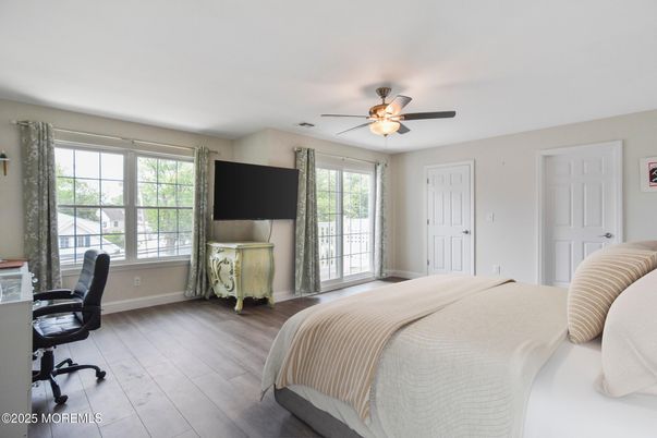 Bedroom, Home Office, Interior, Wood Texture Flooring