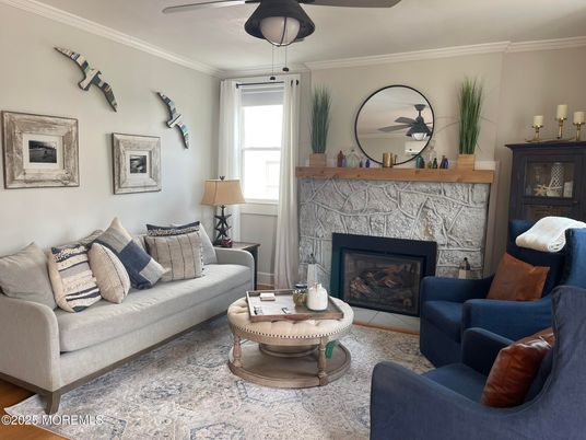 Fireplace, Interior, Living room