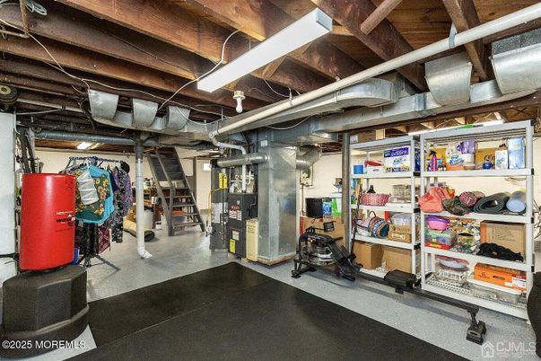 Fitness Equipment, Interior, Wooden Beams