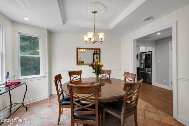 Chandelier, Dining room, Interior, Recessed Lighting, Wood Texture Flooring
