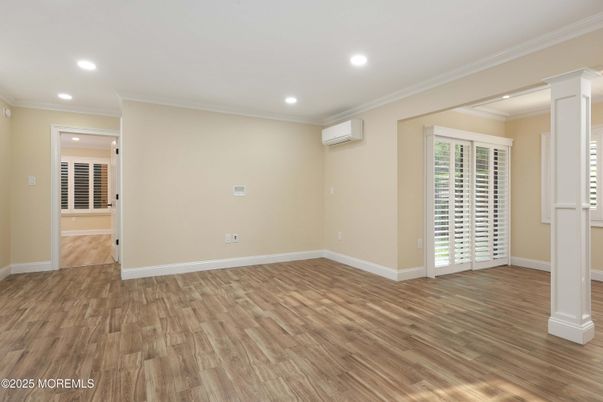 Empty room, Interior, Recessed Lighting, Wood Texture Flooring