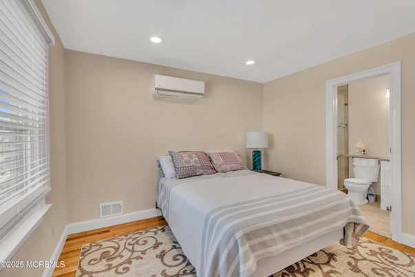 Bathroom, Bedroom, Interior, Recessed Lighting, Wood Texture Flooring