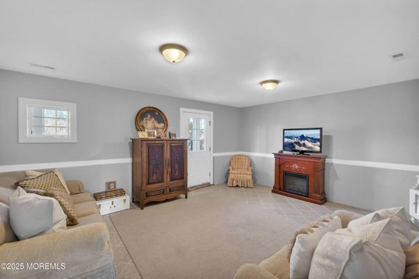Fireplace, Interior, Living room