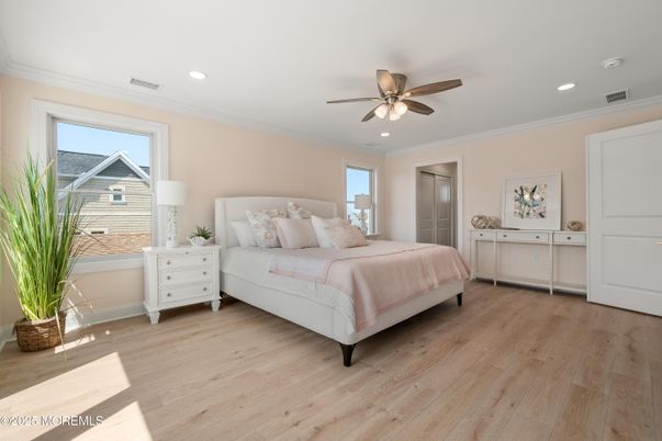 Bedroom, Interior, Recessed Lighting, Wood Texture Flooring