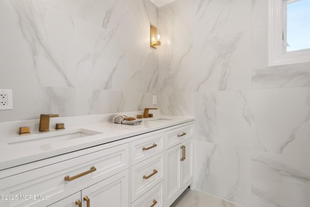 Bathroom, Dual Sink Vanities, Interior, Marble Walls
