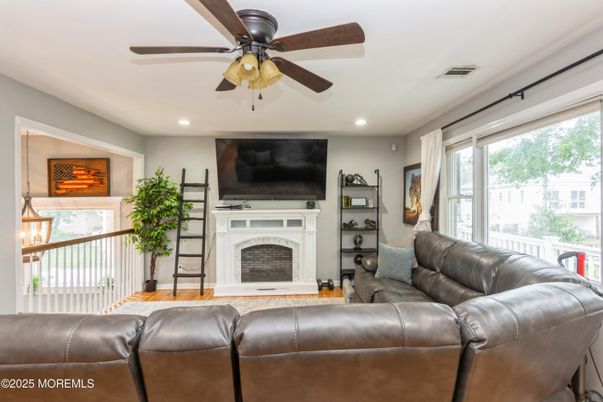 Fireplace, Interior, Living room, Recessed Lighting