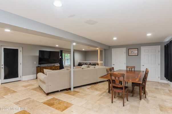 Dining room, Interior, Living room, Recessed Lighting
