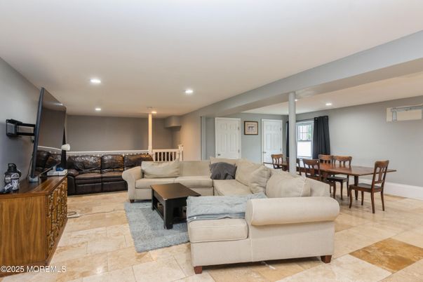 Dining room, Interior, Living room, Recessed Lighting