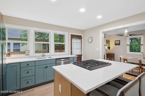 Dining room, Interior, Kitchen, Recessed Lighting, Wood Texture Flooring