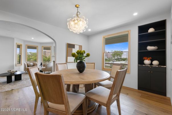 Chandelier, Dining room, Interior, Recessed Lighting, Wood Texture Flooring