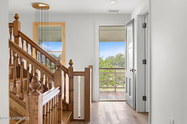 Interior, Pendant Lights, Recessed Lighting, Wood Texture Flooring