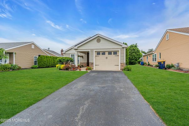 Backyard, Detached Garage, Exterior