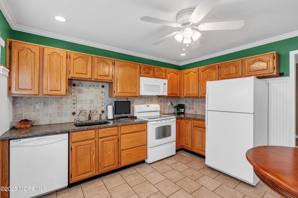 Interior, Kitchen, Recessed Lighting