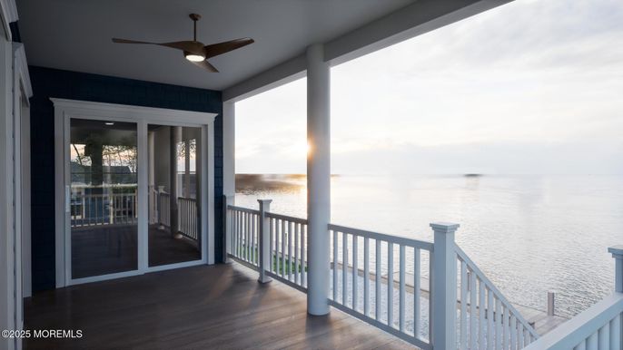 Exterior, Interior, Water
