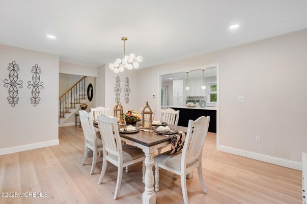 Chandelier, Dining room, Interior, Pendant Lights, Recessed Lighting, Wood Texture Flooring