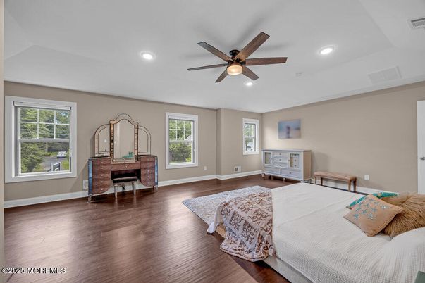 Bedroom, Home Office, Interior, Recessed Lighting, Wood Texture Flooring