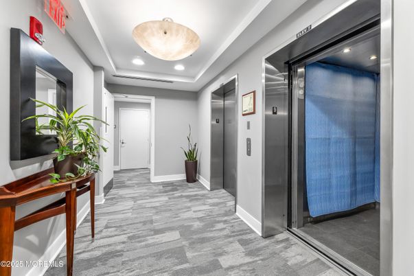 Elevator, Interior, Pendant Lights, Recessed Lighting