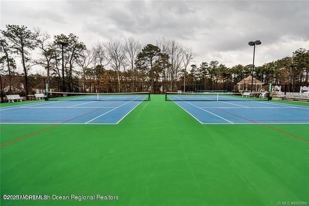 Exterior, Tennis Courts