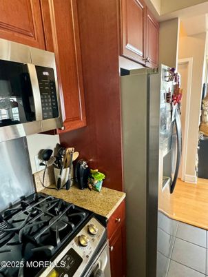 Interior, Kitchen, Washer, Wood Texture Flooring