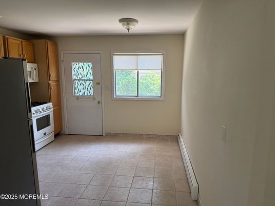 Empty room, Interior, Kitchen