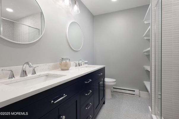 Bathroom, Dual Sink Vanities, Interior, Recessed Lighting