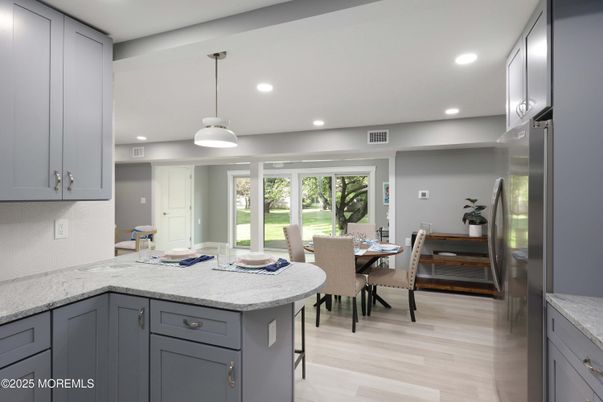 Dining room, Interior, Kitchen, Pendant Lights, Recessed Lighting, Wood Texture Flooring