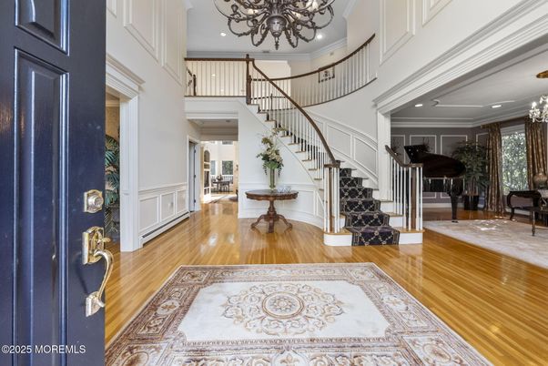 Chandelier, Interior, Piano, Recessed Lighting, Wood Texture Flooring