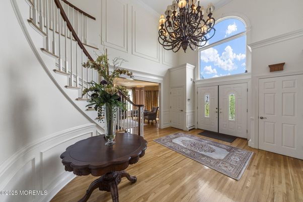 Chandelier, Interior, Wood Texture Flooring