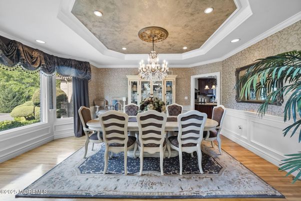 Chandelier, Dining room, Interior, Recessed Lighting, Wood Texture Flooring